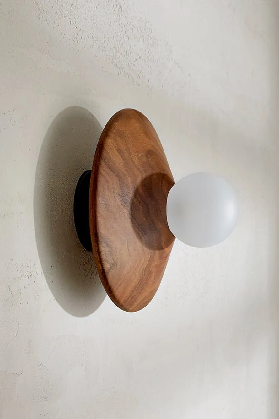 Bright Beads Disc Wall Light