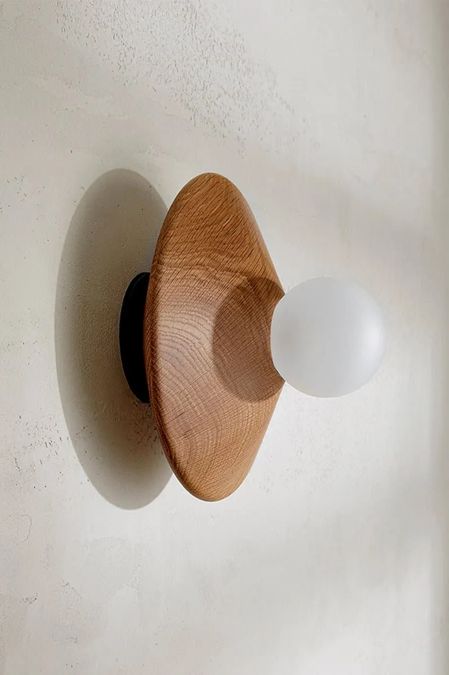 Bright Beads Disc Wall Light